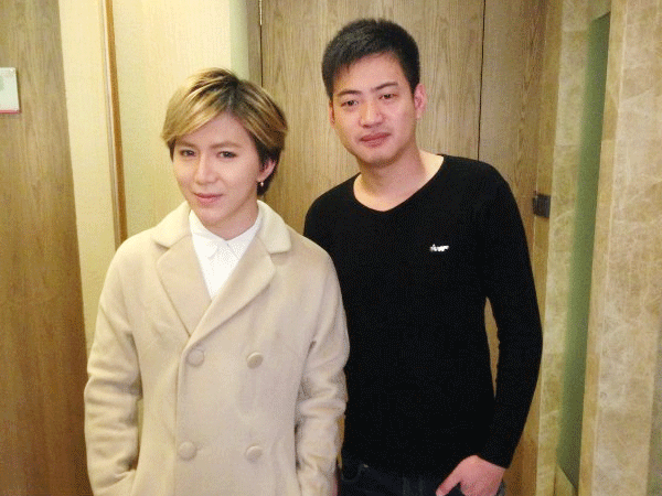 陈星与好声音梁君诺合影